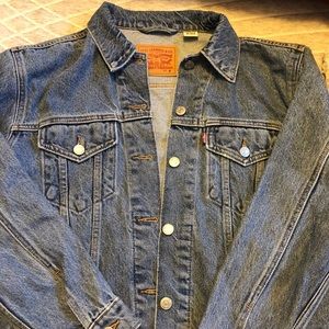 Levi Denim Jacket!
